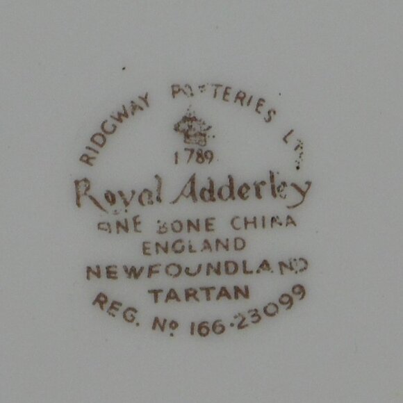 colorful cake plate. Royal Adderley New Foundland Tartan - Picture 6 of 6